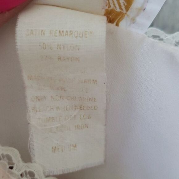 Vintage 1960s Barbizon Peignoir Negligee Pink Lace Night Gown - Picture 9 of 12